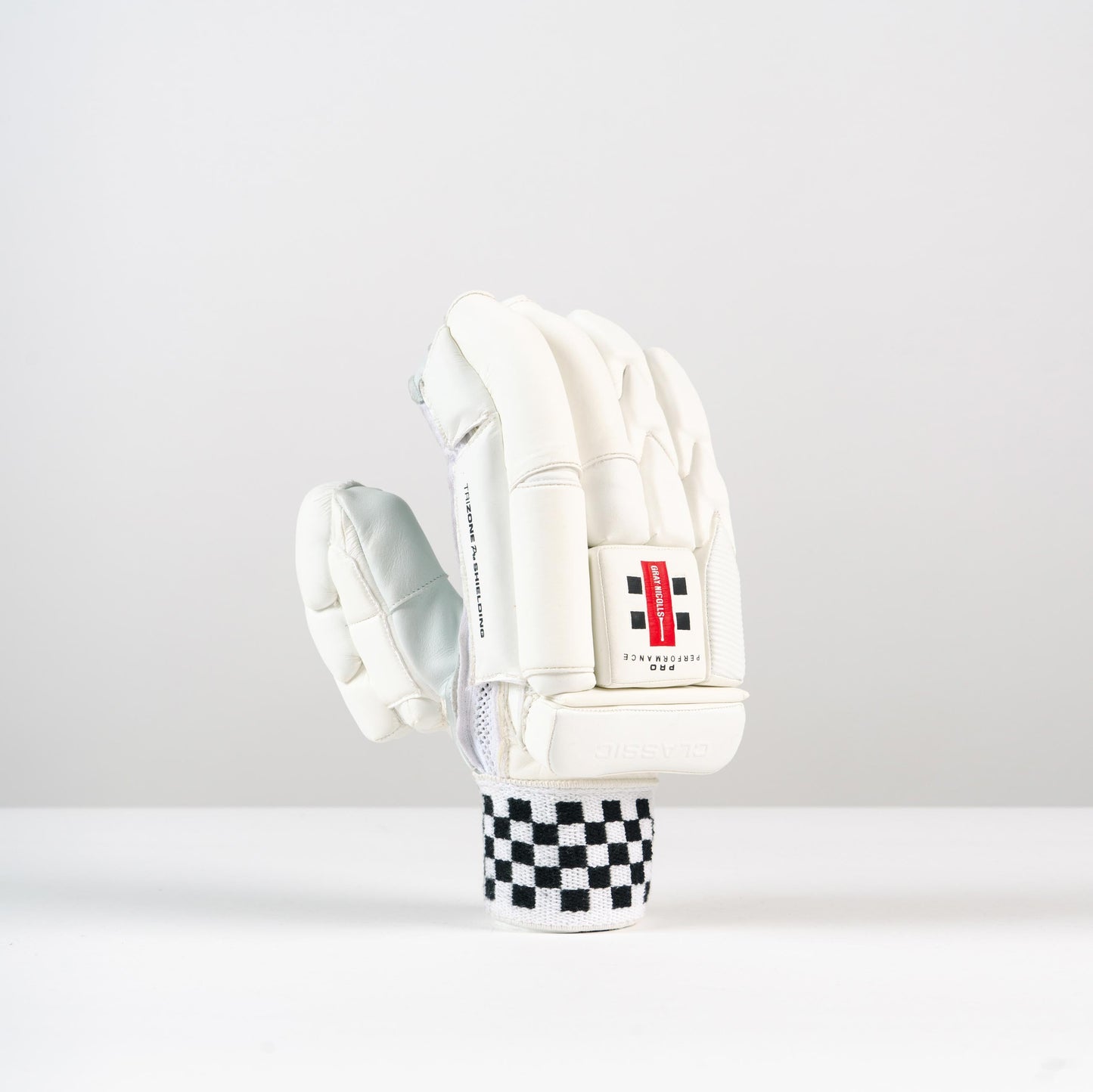 Gray-Nicolls Classic Pro Performance Glove
