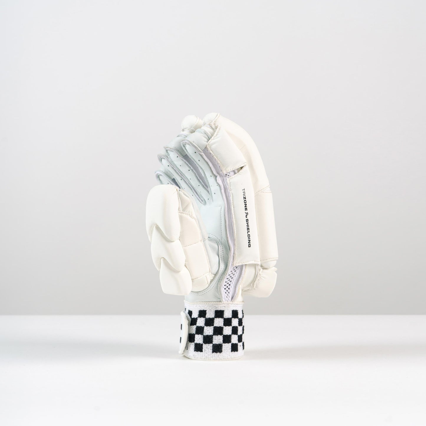 Gray-Nicolls Classic Pro Performance Glove