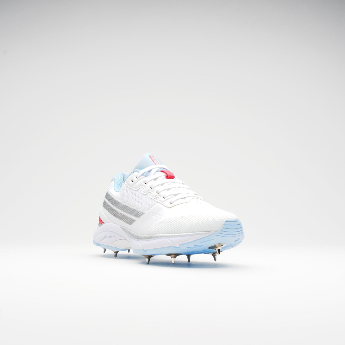 Gray-Nicolls Velocity 5.5 Spike Shoes